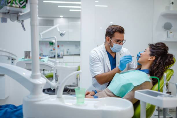 Best Tooth Extraction  in Rodney Village, DE